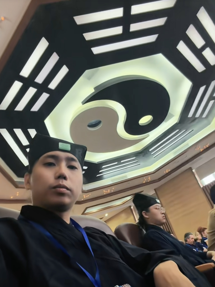 Du học sinh Việt gây sốt với vlog “lên núi Võ Đang bái sư học đạo”: Thời khoá biểu khiến nhiều người ngỡ ngàng- Ảnh 1.