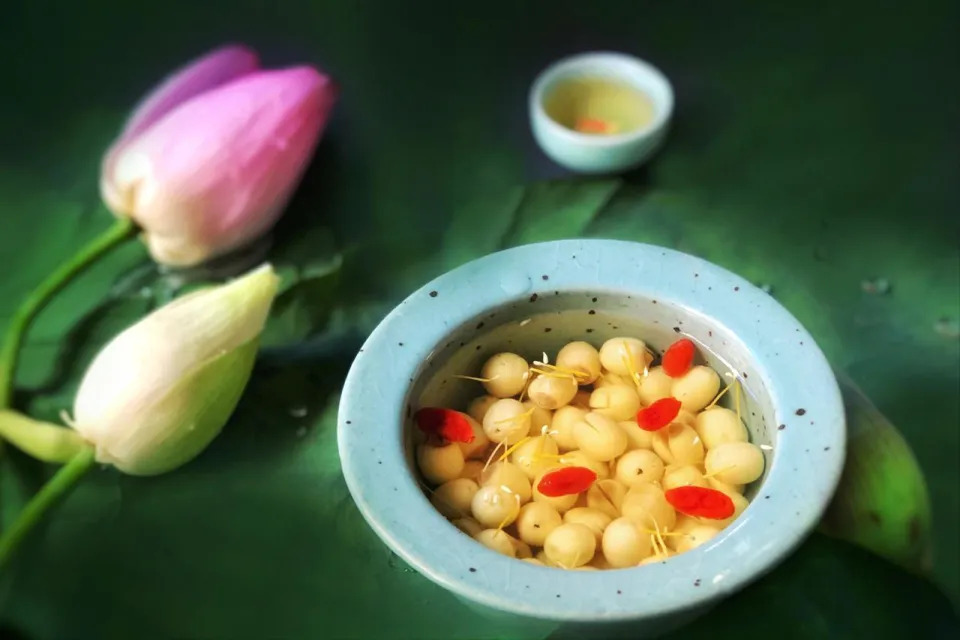 Mùa hè có 3 món "quý như vàng" đáng để đầu tư: Một loại giúp bổ sung canxi, một loại giàu kẽm, loại cuối hỗ trợ giấc ngủ- Ảnh 3.
