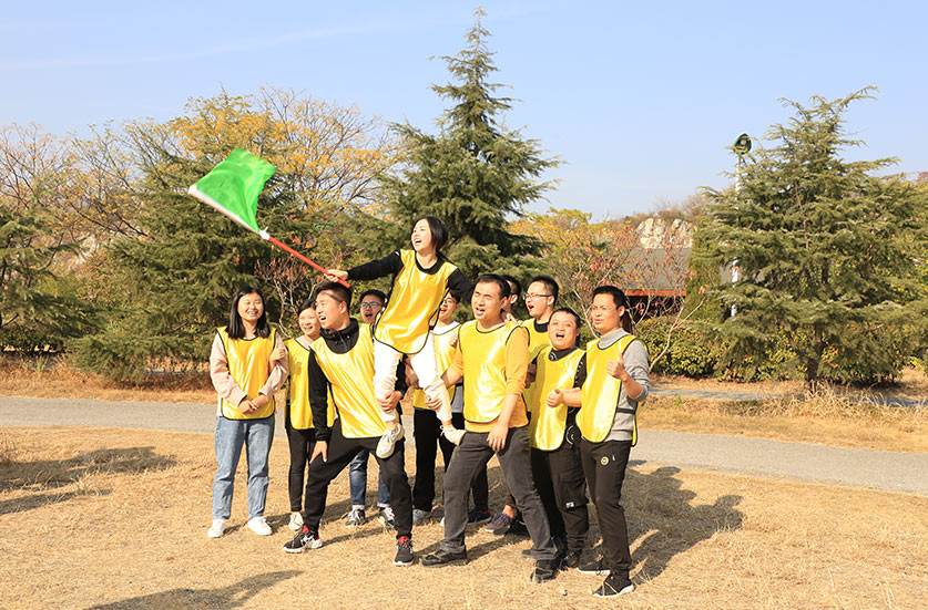 Bị sa thải vì không tham gia “team building” - Ảnh 2.