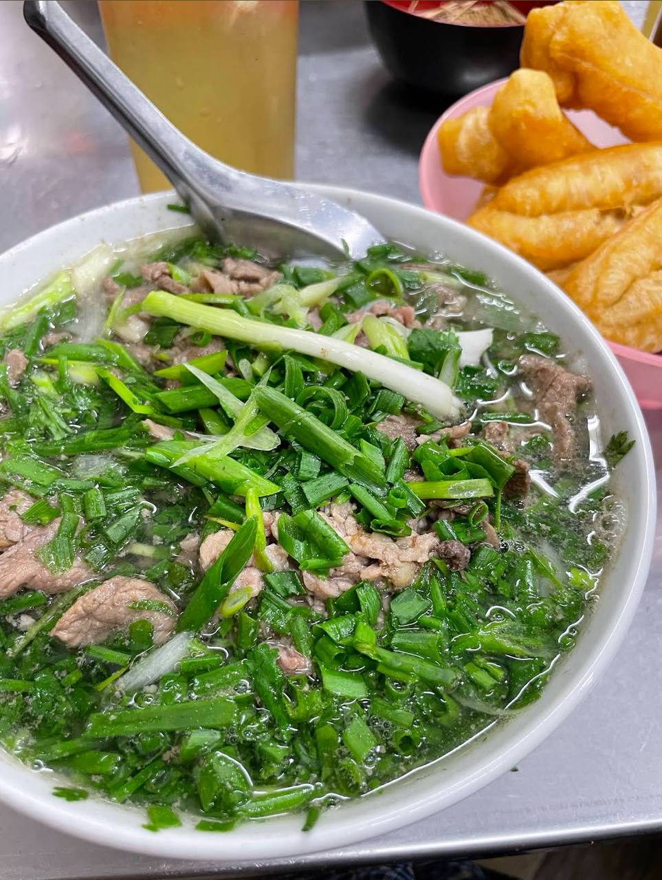 Mỹ nhân Hàn mê phở Việt, gọi bát phở ngập hành khiến dân tình gật gù: "Ăn thế này mới chuẩn!"- Ảnh 8.