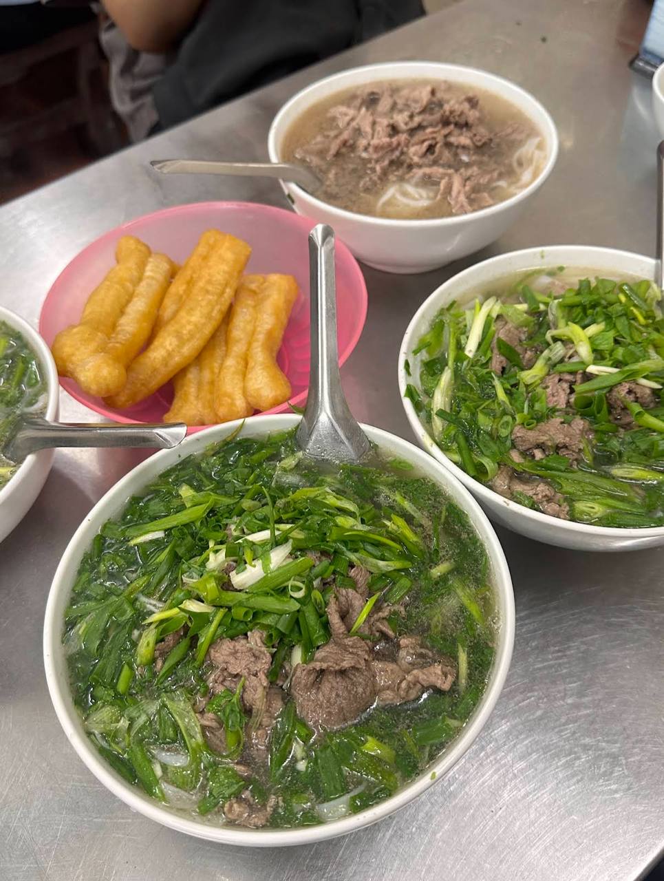 Mỹ nhân Hàn mê phở Việt, gọi bát phở ngập hành khiến dân tình gật gù: "Ăn thế này mới chuẩn!"- Ảnh 12.
