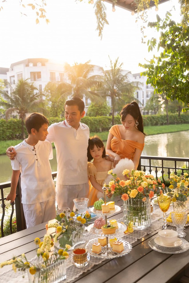 Được chồng yêu chiều suốt 16 năm hôn nhân, phú bà Long Biên tiết lộ tiêu chí chọn chồng: Có một điều rất khó giả tạo- Ảnh 4.