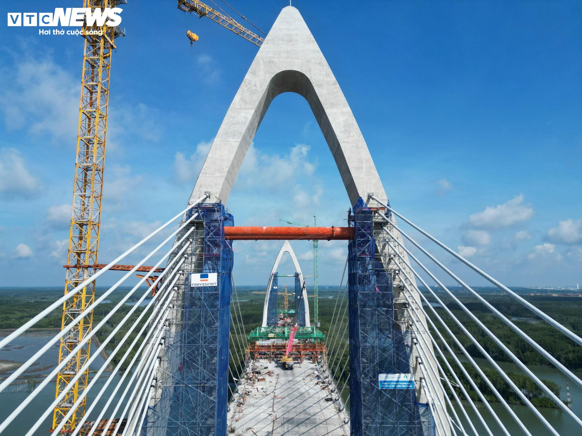 Diện mạo cầu nghìn tỷ nối TP.HCM với Đồng Nai sau 3 năm thi công- Ảnh 8.