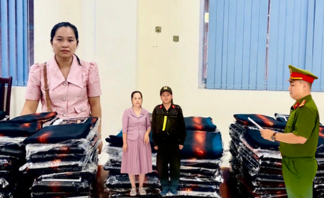 Ra quyết định khởi tố bà chủ thương hiệu vải áo dài Hoàng Thị Bích Ngọc SN 1986- Ảnh 1.