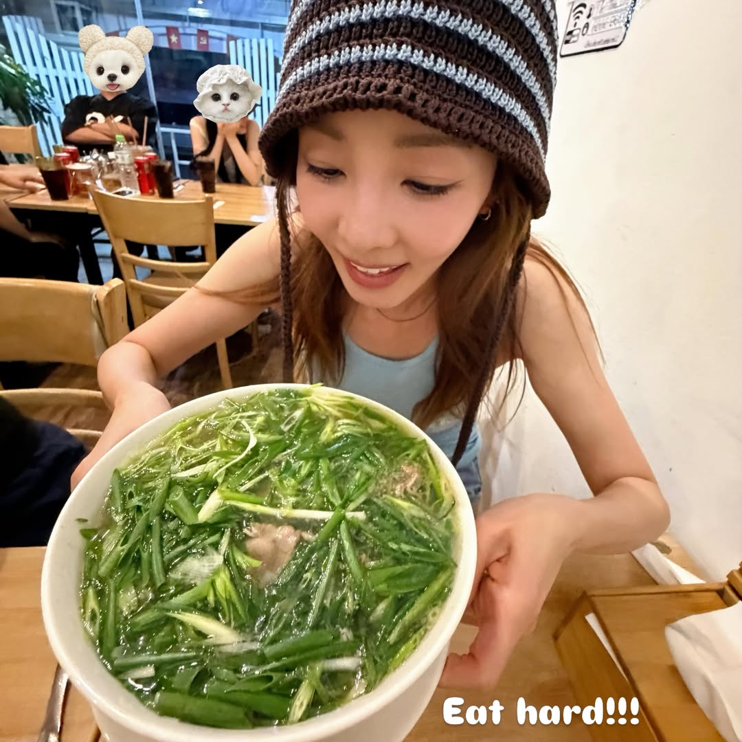 Mỹ nhân Hàn mê phở Việt, gọi bát phở ngập hành khiến dân tình gật gù: "Ăn thế này mới chuẩn!"- Ảnh 4.