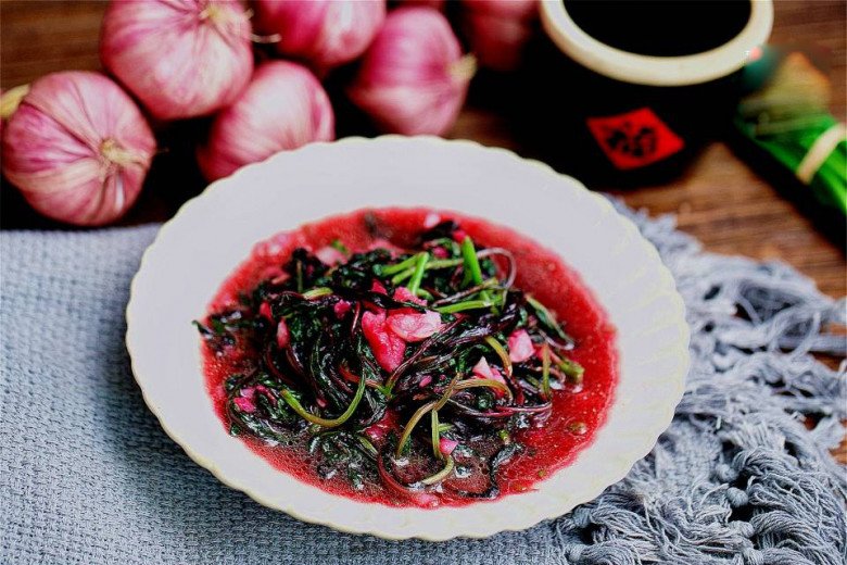 Mùa hè ăn gì vừa mát vừa bổ? Đây là 3 loại rau được ví như "kho dinh dưỡng" giá bình dân- Ảnh 3.