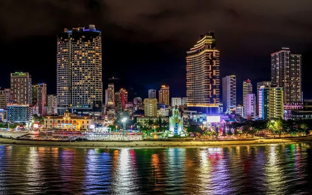 Phát triển kinh tế đêm: Khánh Hòa tìm thêm động lực tăng trưởng cho du lịch - Ảnh 1.