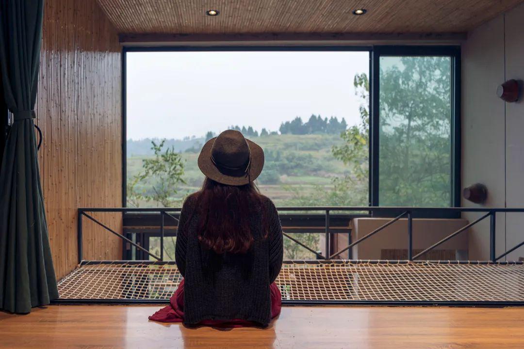 Chàng trai chi 6,5 tỷ xây nhà 300m2 trên núi sống chill cùng gia đình  - Ảnh 10.