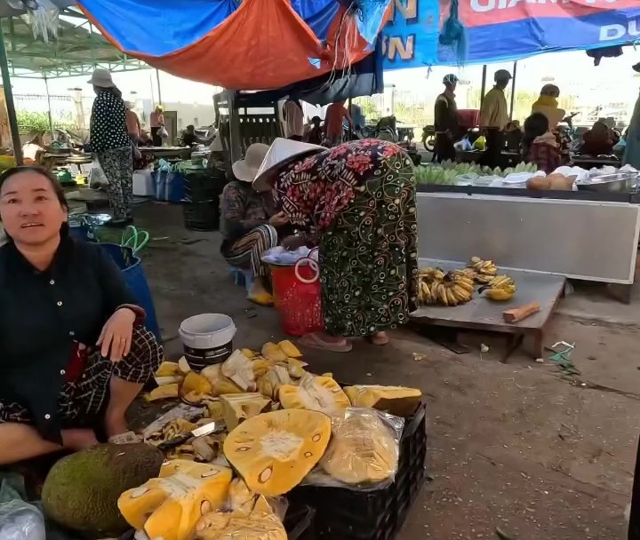 Khách Tây và chuyện ăn mít khi đến Việt Nam: Viết được thành tiểu thuyết 1.000 chương- Ảnh 9.