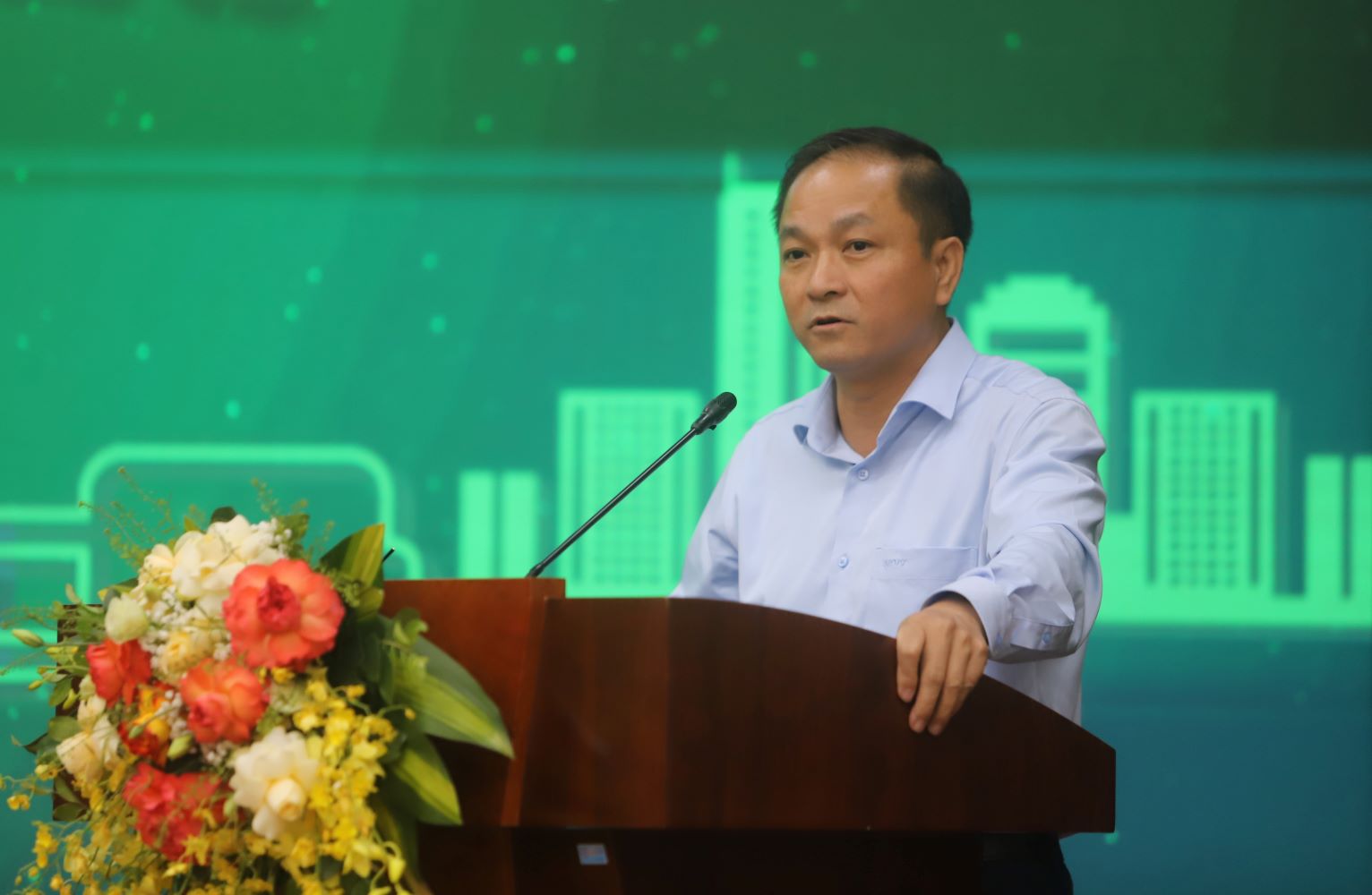 Phó Cục trưởng Đào Duy Anh chia sẻ về xăng E10 và chuyển dịch năng lượng 2026 - Ảnh 1. Phó Cục trưởng Đào Duy Anh chia sẻ về xăng E10 và chuyển dịch năng lượng 2026 - Ảnh 1.