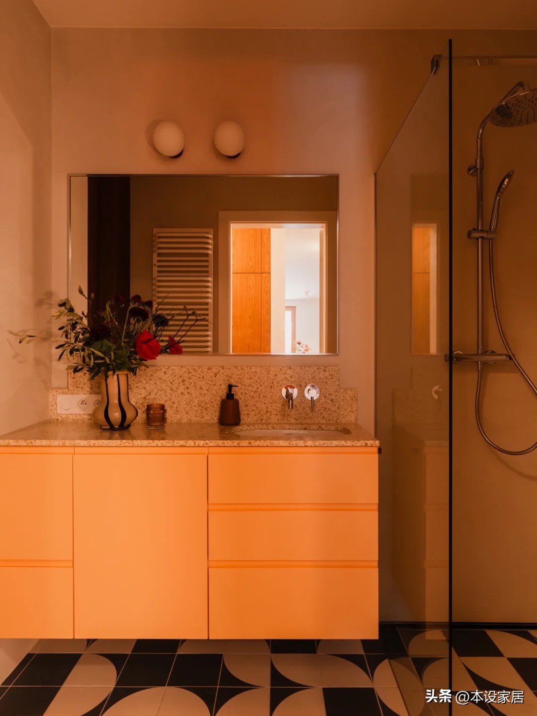 Người phụ nữ 62 tuổi bán nhà ở trung tâm thành phố, chuyển về căn hộ 56m² sau nghỉ hưu: Không rộng nhưng mỗi góc đều khiến nhiều người muốn sống chậm lại- Ảnh 15.