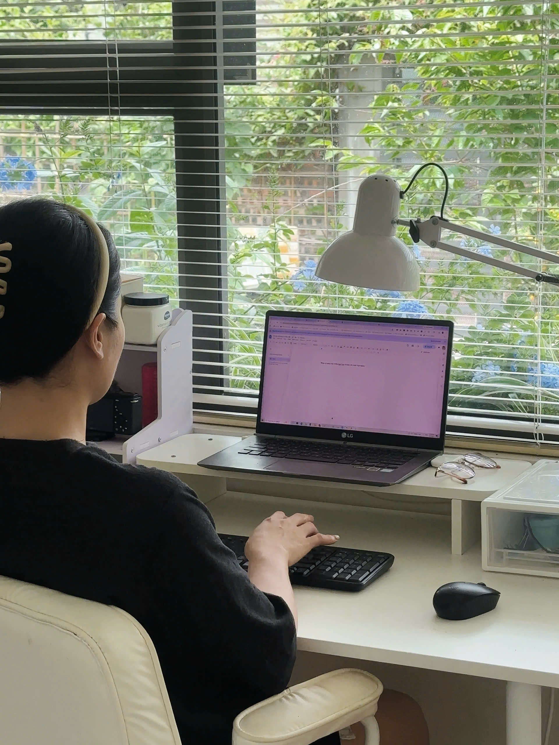 Work from anywhere: Rời Hà Nội và TP HCM, 2 người trẻ xây nhà, lương đều, ít ốm vặt và tiết kiệm hơn- Ảnh 6.