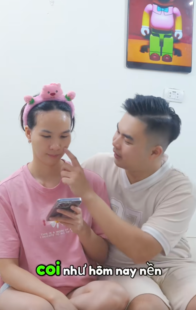 Anh chồng bước ra từ tiểu thuyết: Tự học make up để trang điểm cho vợ, màn "lột xác" của cô vợ mới khiến hội chị em xuýt xoa- Ảnh 5.