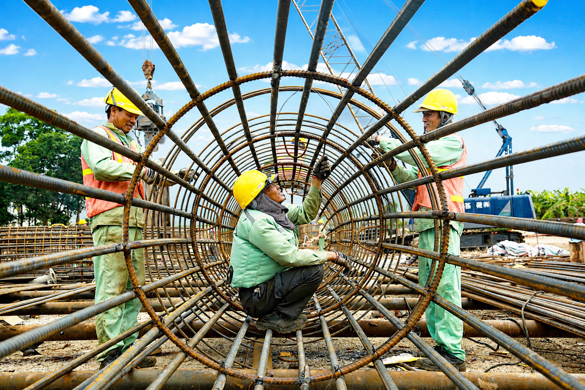 Tăng tốc thi công cầu Trần Hưng Đạo- Ảnh 4.