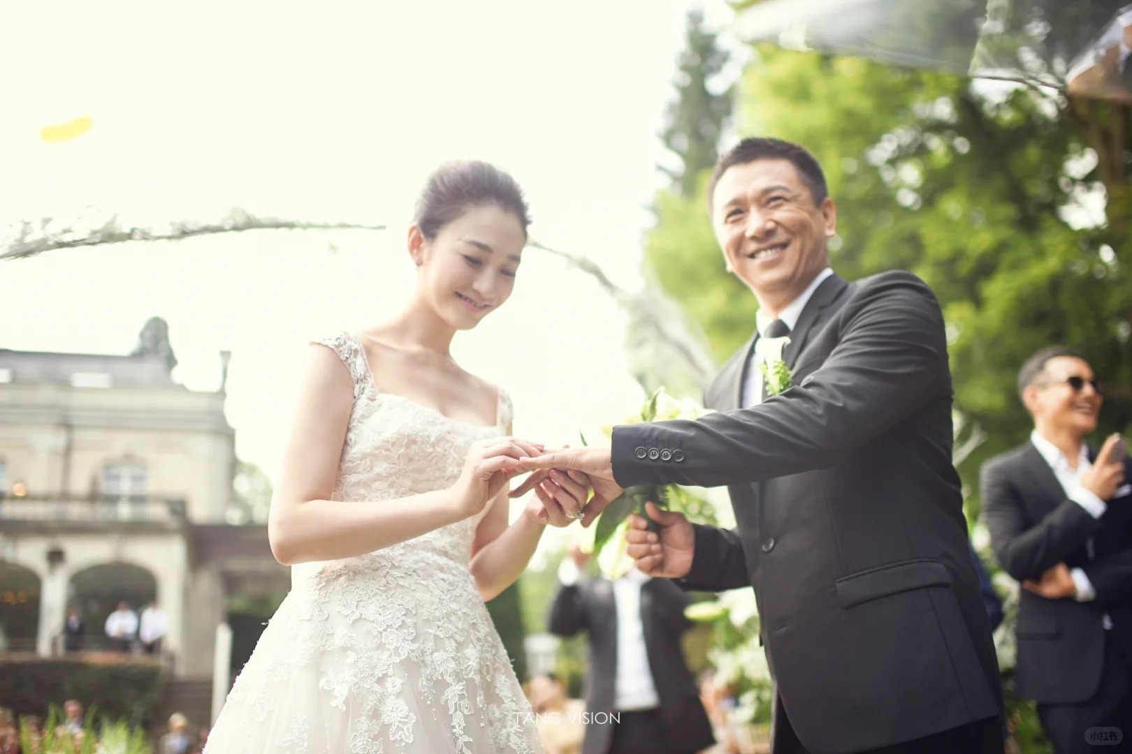 Chị Đẹp hot nhất 2026 ly hôn "anh bạn thân 22 năm", đàng trai lâm vào thảm cảnh - Ảnh 3.