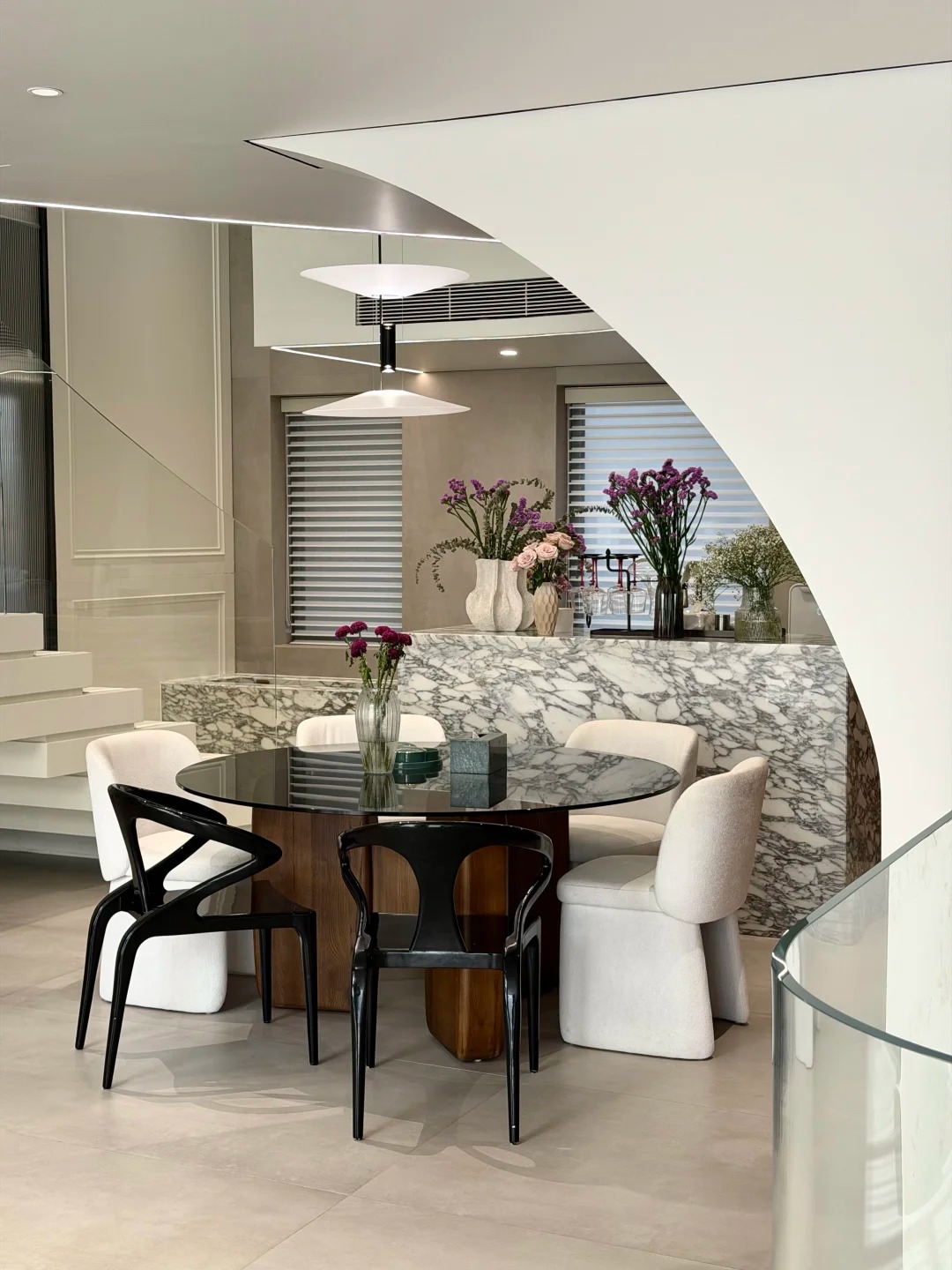 Phú bà chi 20 tỷ cho nội thất biệt thự 500m2, 2 năm sau điều đắt giá nhất dần lộ ra - Ảnh 7.