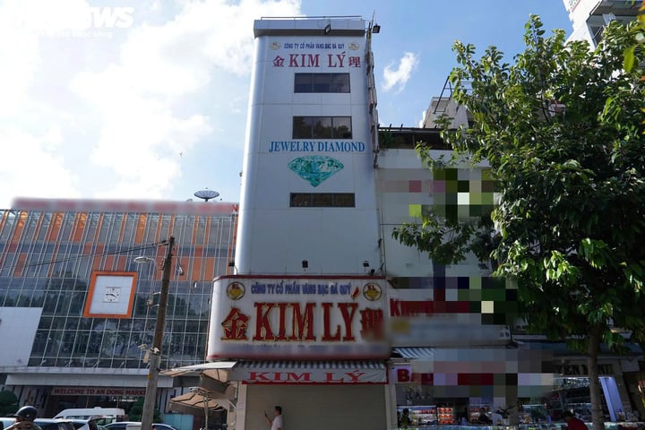 Tiệm kim cương Ngọc Châu Âu, tiệm vàng Kim Lý đồng loạt đóng cửa- Ảnh 11.