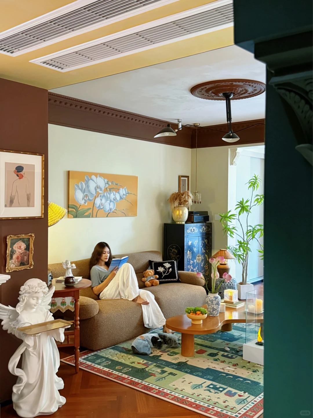 Cải tạo ban công 1m² thành phòng tắm, không đi làm vẫn sống rất chill: Cuộc sống khiến nhiều người tò mò- Ảnh 4.
