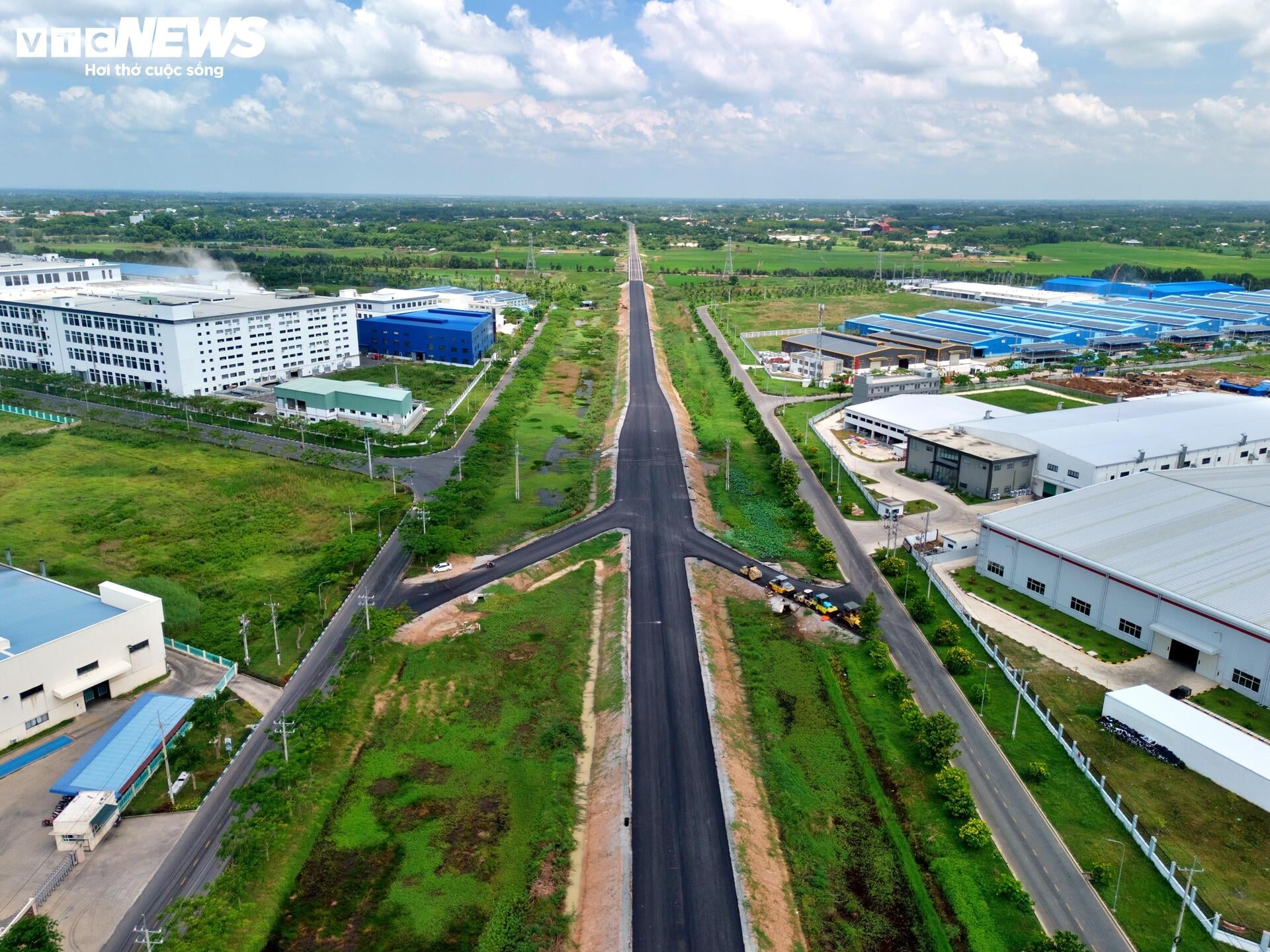 Tăng tốc thi công 5km cuối để nối thông toàn tuyến đường Hồ Chí Minh- Ảnh 9.