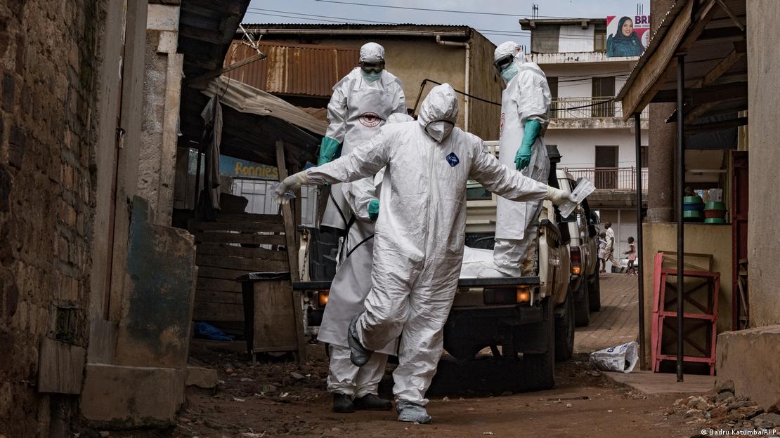 WHO cảnh báo: Dịch Ebola đang bùng phát nhanh chưa từng thấy, trên 2.000 ca nhiễm và 796 ca tử vong được ghi nhận chỉ trong 2 tháng- Ảnh 2.
