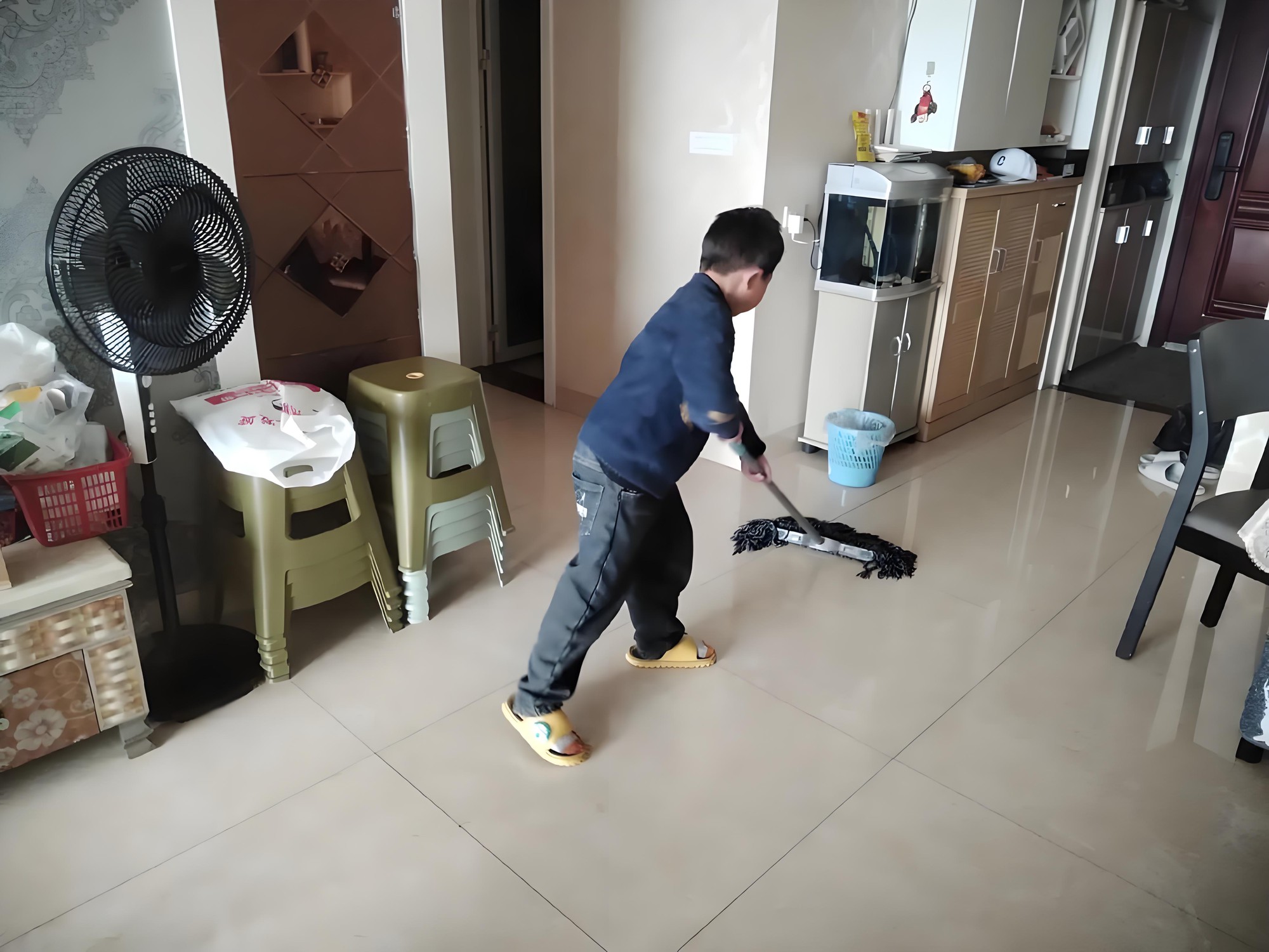 Nghiên cứu hơn 20 năm của Đại học Minnesota: Trẻ được làm việc này từ năm 3-4 tuổi lớn lên thành công hơn hẳn - Ảnh 1.