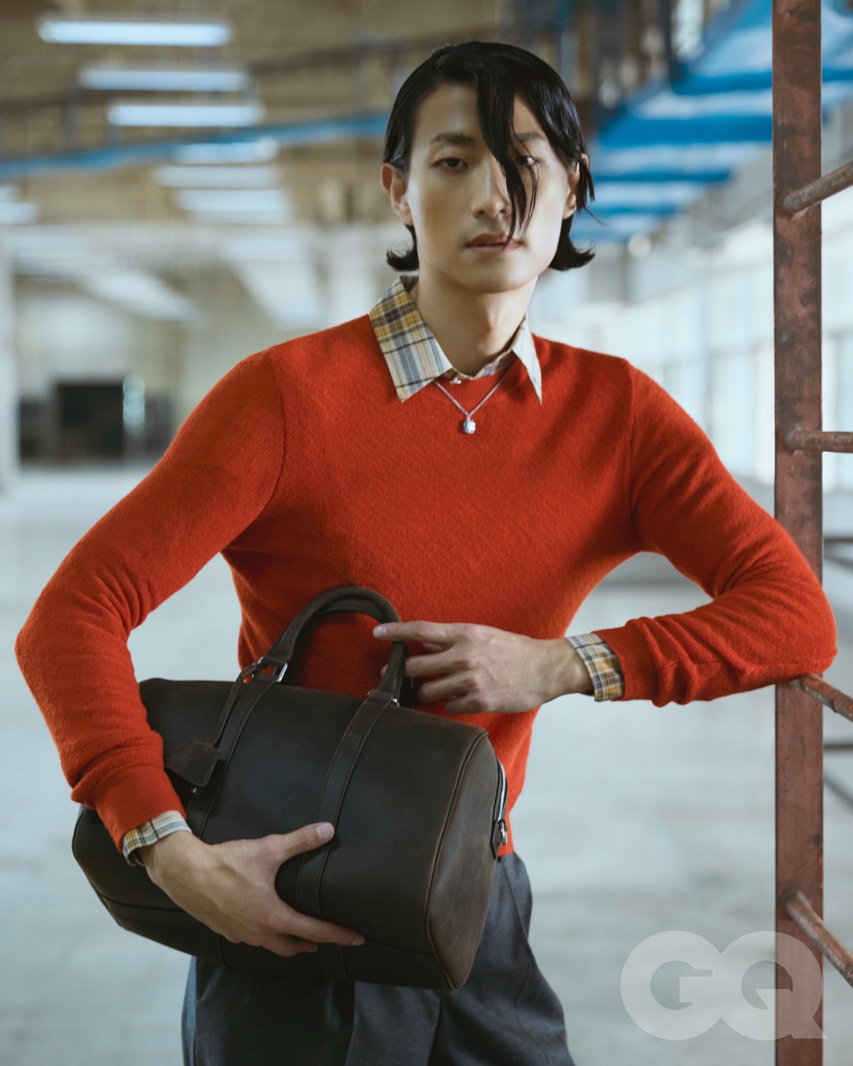 "Ông chú văn phòng” nặng 90kg lột xác thành model mở màn cho Louis Vuitton khiến hơn 4 triệu người phải nể- Ảnh 12.