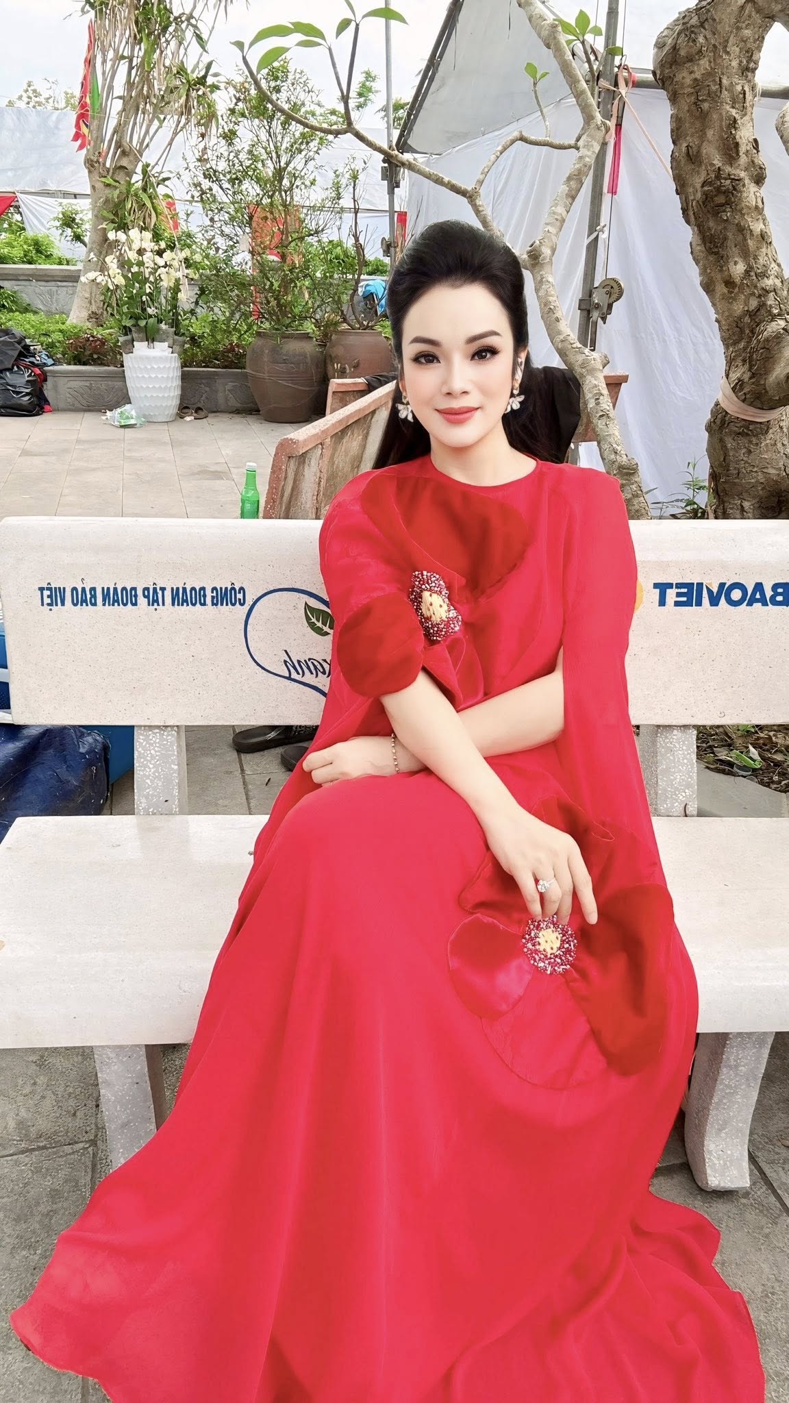 Nữ NSƯT, trưởng khoa thanh nhạc tái hôn với 1 viện trưởng, sở hữu biệt thự 10 phòng ngủ, sống đơn giản - Ảnh 2.