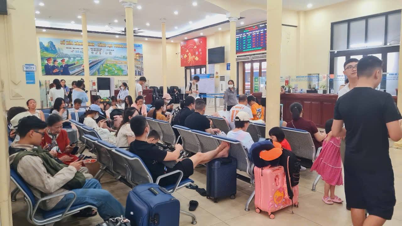 Dịch vụ hàng triệu người đang dùng có điều chỉnh về vé- Ảnh 4. Dịch vụ hàng triệu người đang dùng có điều chỉnh về vé- Ảnh 4.