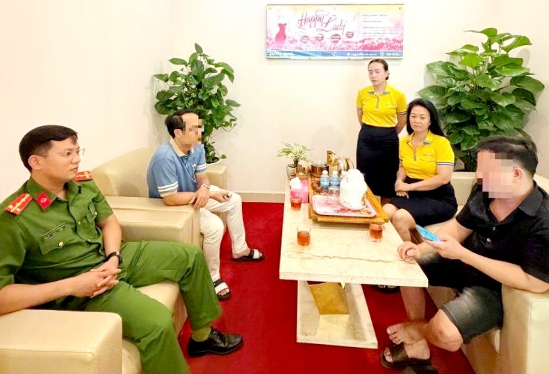 Ngân hàng kịp thời chặn lừa đảo qua mạng, bảo vệ người dân- Ảnh 2.