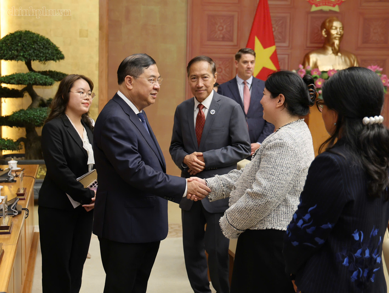 Phó Thủ tướng Thường trực Chính phủ Phạm Gia Túc làm việc với các doanh nghiệp Hoa Kỳ- Ảnh 1.
