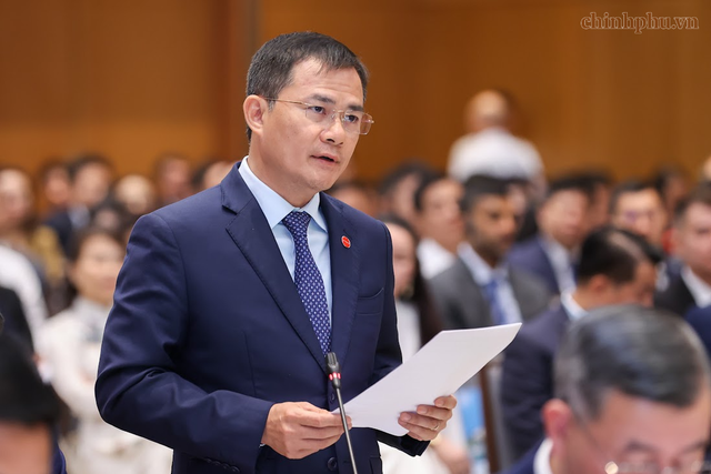 Chủ tịch Viettel đề xuất Chính phủ sớm lập "đội hình" doanh nghiệp công nghệ đầu tàu quốc gia gồm Viettel, FPT, VNPT, CMC… với cơ chế đặc biệt- Ảnh 1. Chủ tịch Viettel đề xuất Chính phủ sớm lập