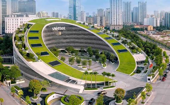 Chủ tịch Viettel đề xuất Chính phủ sớm lập "đội hình" doanh nghiệp công nghệ đầu tàu quốc gia gồm Viettel, FPT, VNPT, CMC… với cơ chế đặc biệt- Ảnh 2. Chủ tịch Viettel đề xuất Chính phủ sớm lập