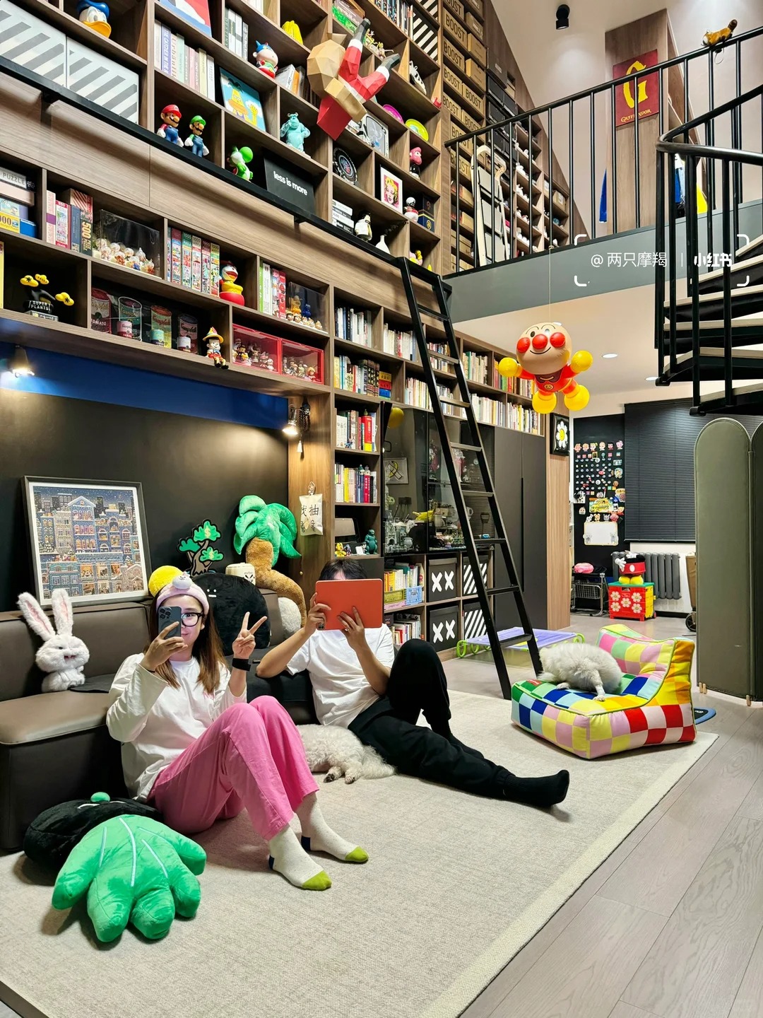 Penthouse 72m² gây sốt vì như bê từ Harry Potter ra- Ảnh 1.