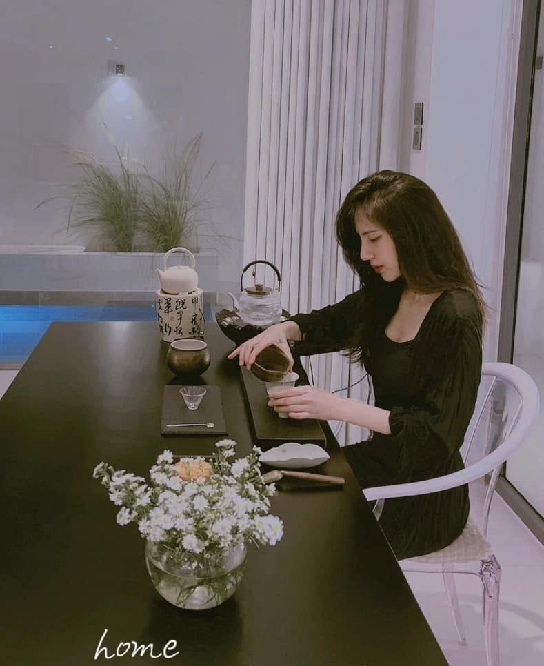 Thủy Tiên đăng ảnh gợi cảm, ẩn ý về lý do gần như rời showbiz- Ảnh 3.