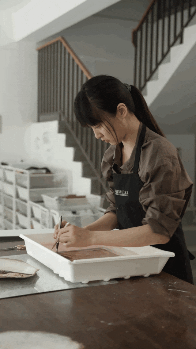 Ngày càng nhiều người trẻ không còn chi tiền để "khoe cuộc sống": Cô gái 9X sống một mình trong căn nhà 3 tầng cho thấy xu hướng mới là đầu tư vào chất lượng và sự tự do tài chính- Ảnh 16.