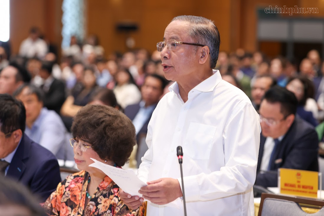 Ngưỡng miễn thuế 1 tỷ đồng cho hộ kinh doanh vẫn chưa đủ?- Ảnh 1. Ngưỡng miễn thuế 1 tỷ đồng cho hộ kinh doanh vẫn chưa đủ?- Ảnh 1.