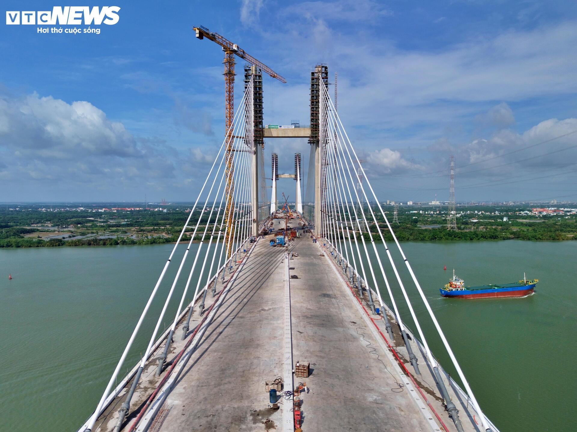 Tăng tốc thi công cầu trên cao tốc Bến Lức - Long Thành nối TP.HCM với Đồng Nai- Ảnh 2.