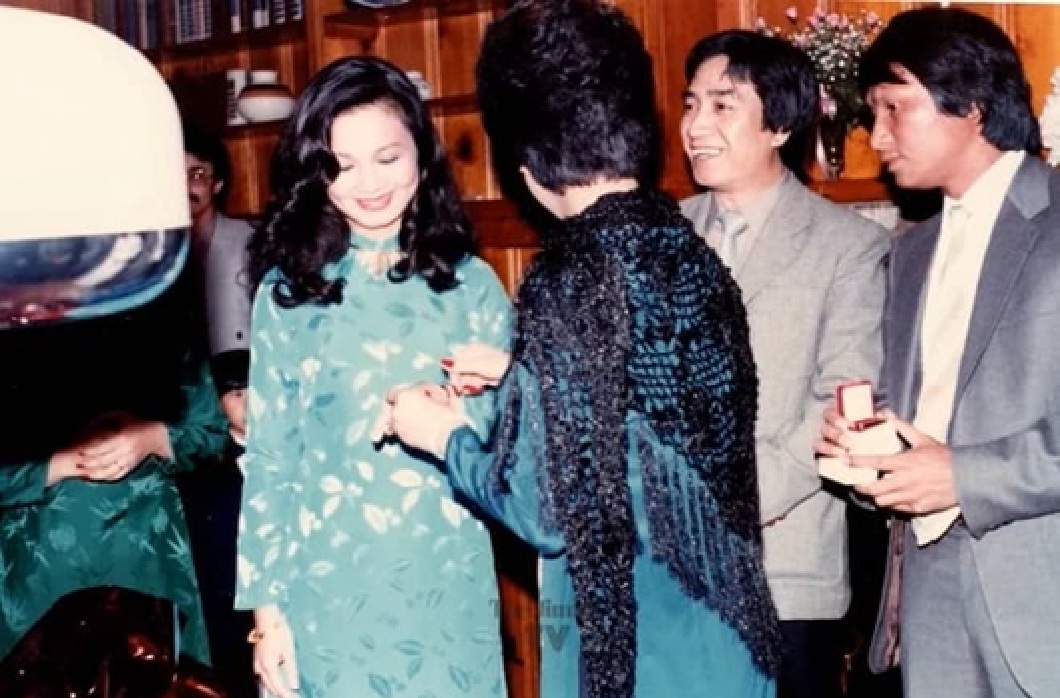 Mỹ nhân hải ngoại hóa điên, ngày càng tiều tụy, khác lạ - Ảnh 3.