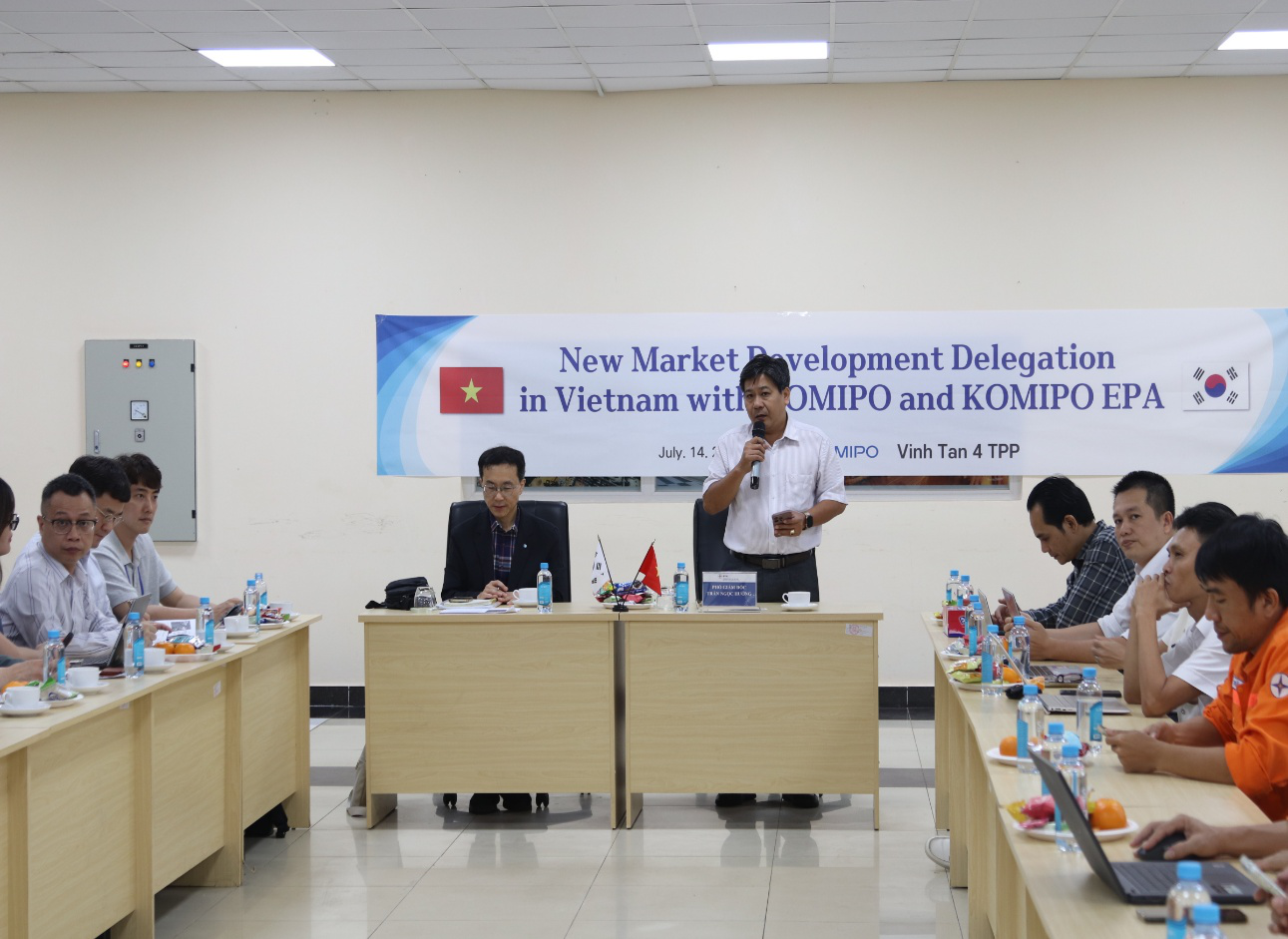 Nhà máy Nhiệt điện Vĩnh Tân 4 làm việc với đoàn doanh nghiệp Hàn Quốc- Ảnh 2. Nhà máy Nhiệt điện Vĩnh Tân 4 làm việc với đoàn doanh nghiệp Hàn Quốc- Ảnh 2.