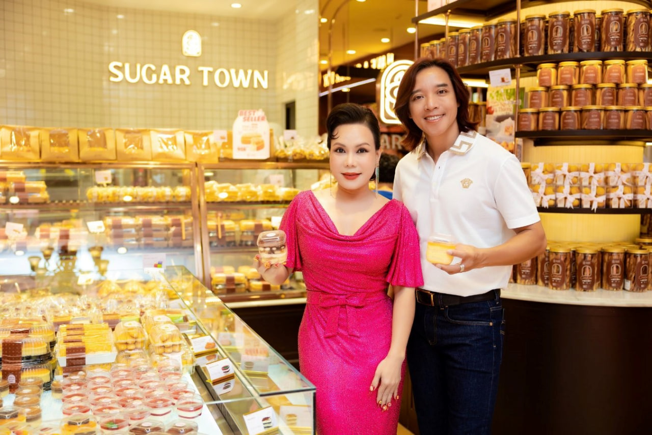 Tiệm bánh Sugar Town của nghệ sĩ Việt Hương hiện tại ra sao?- Ảnh 1.