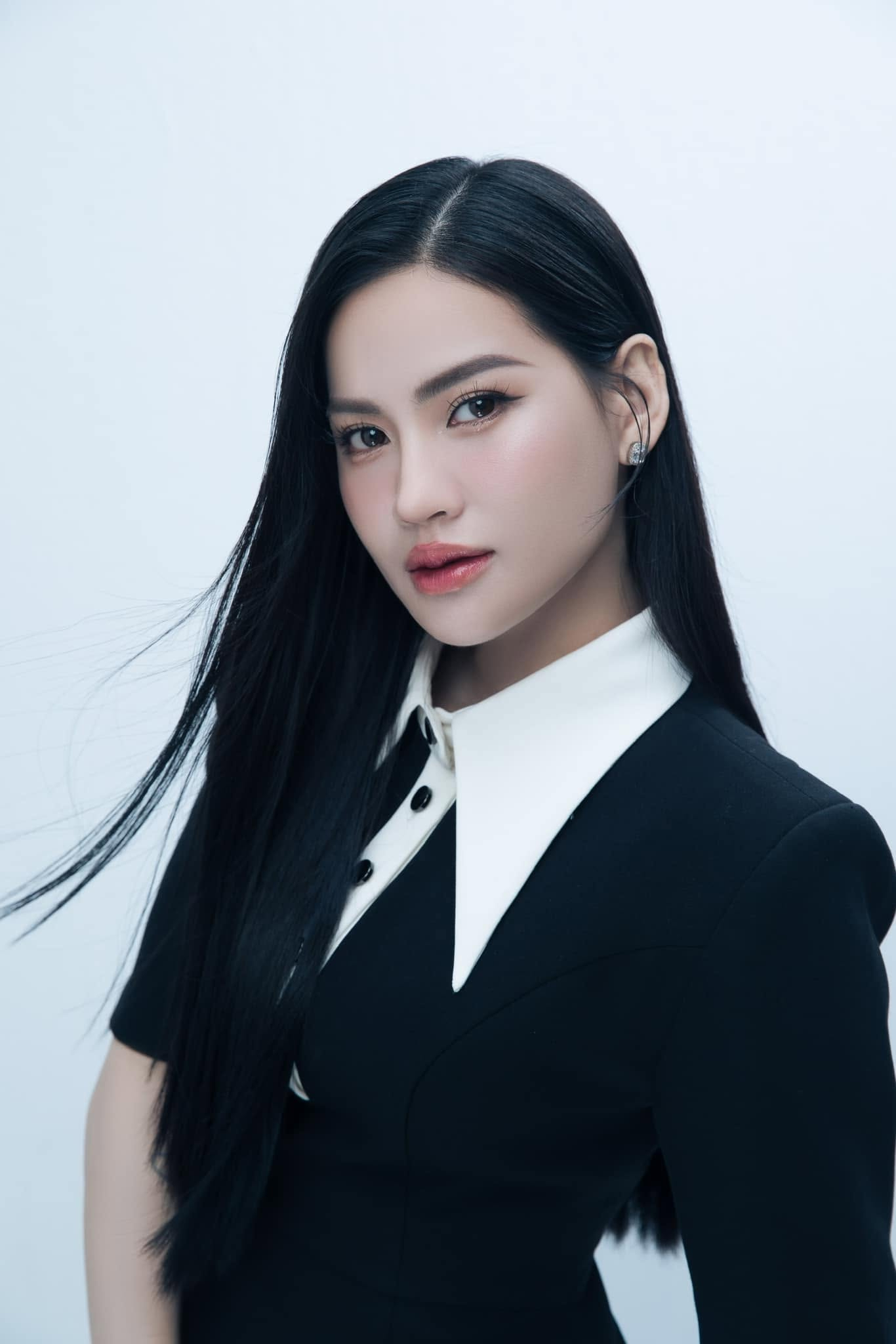 “Vũ khí” của Võ Hà Linh- Ảnh 1.