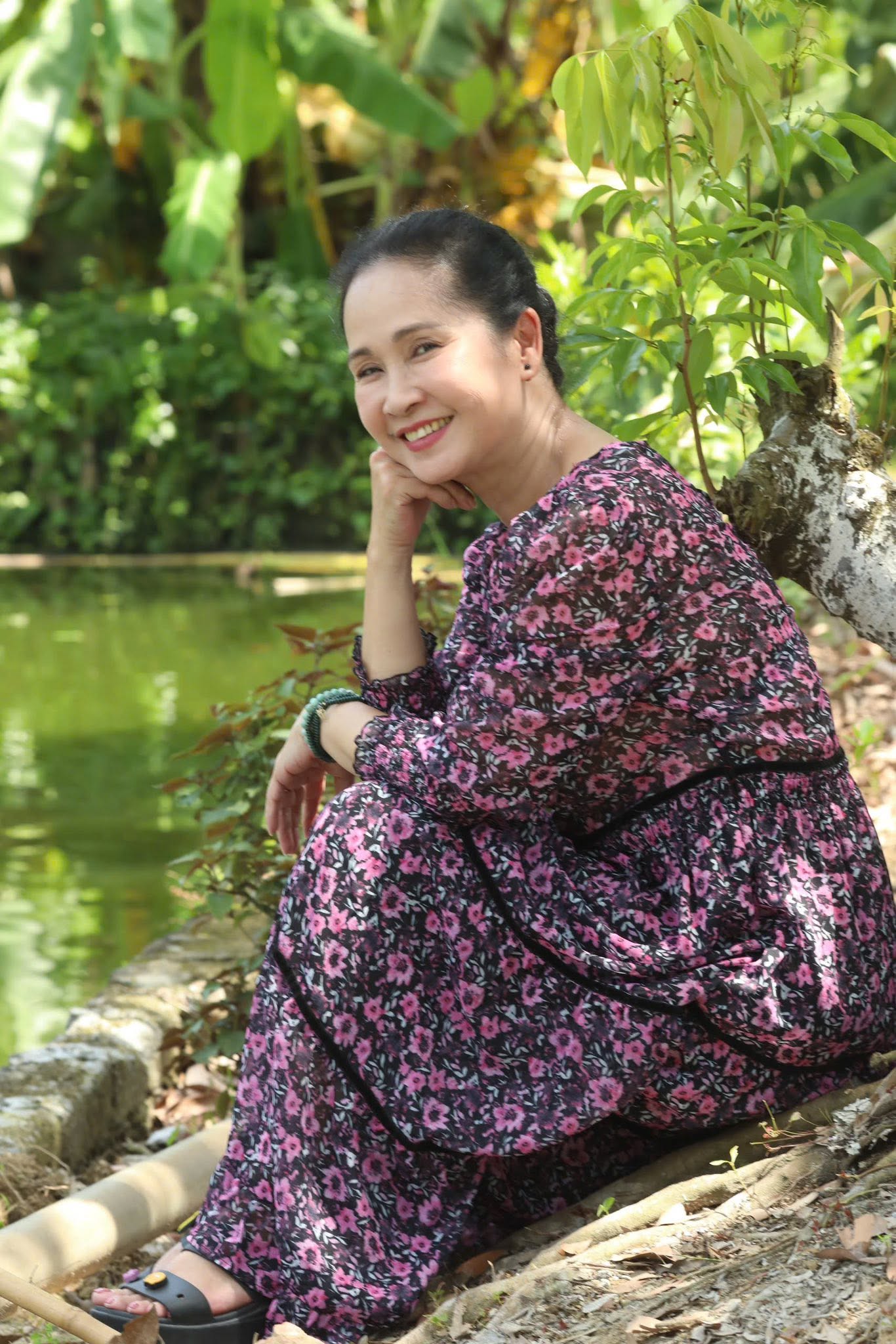 Cuộc sống của nữ NSND vừa lên tiếng về thông tin "thay 3 đời chồng, sắp bỏ NSƯT Đỗ Kỷ" - Ảnh 1.