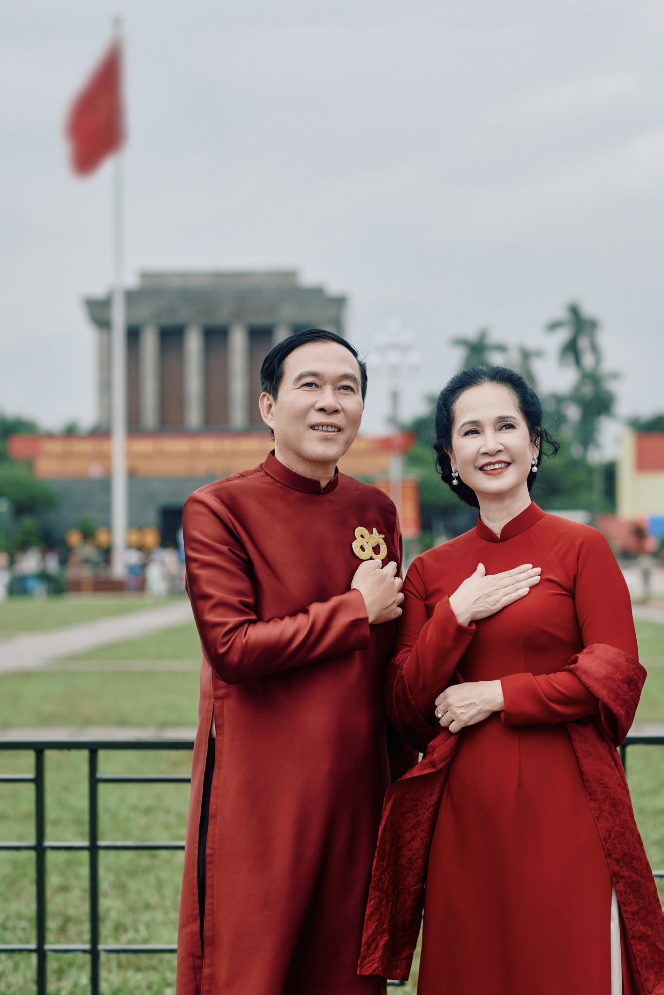 Cuộc sống của nữ NSND vừa lên tiếng về thông tin "thay 3 đời chồng, sắp bỏ NSƯT Đỗ Kỷ" - Ảnh 2.