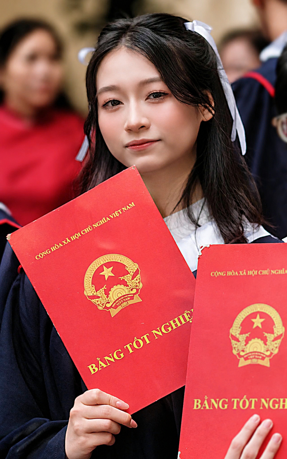 Gặp nữ sinh "không điểm yếu" là Thủ khoa A01, Á khoa D01, SAT 1600/1600: "Có nhiều công thức mình cố tình không học thuộc"- Ảnh 1.
