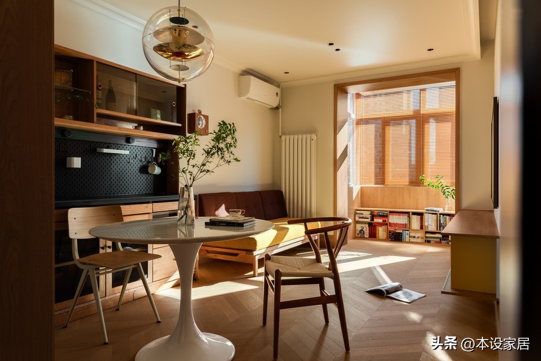 Căn hộ 47m² được cải tạo thành 2 phòng ngủ, 2 phòng khách khiến nhiều người bất ngờ: Bài toán tối ưu không gian giúp gia chủ tiết kiệm cả trăm triệu đồng chi phí đổi nhà- Ảnh 6.