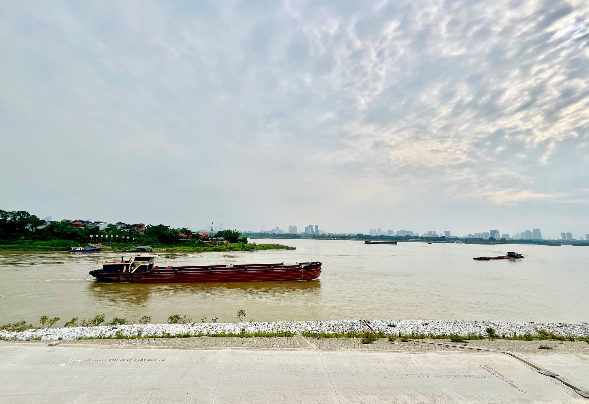 Hà Nội phấn đấu hoàn thành dự án ổn định cửa sông Đuống trong tháng 8-2026- Ảnh 2.