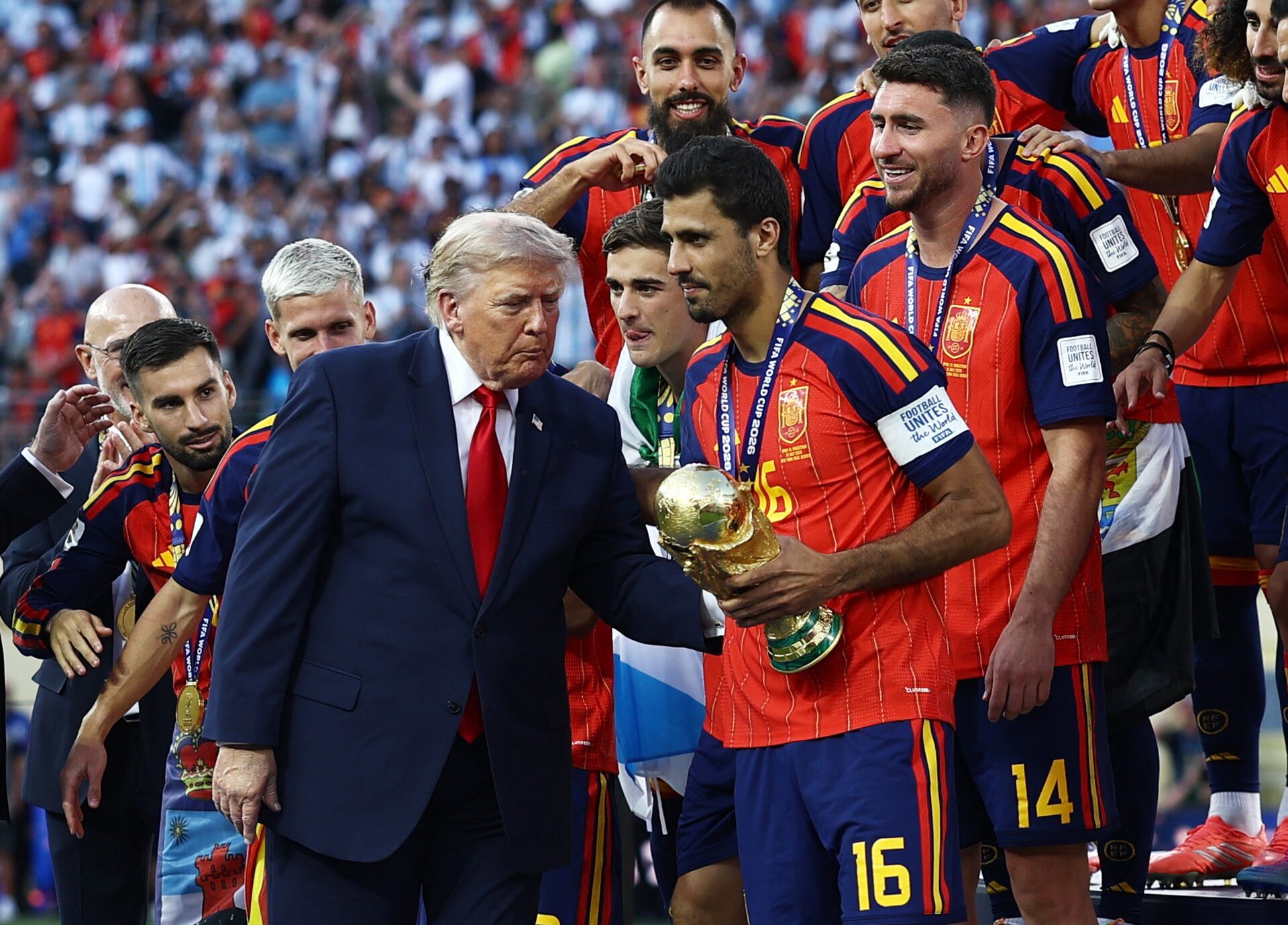 Sự xuất hiện của Tổng thống Donald Trump tại trận chung kết World Cup gây chú ý đặc biệt- Ảnh 5.