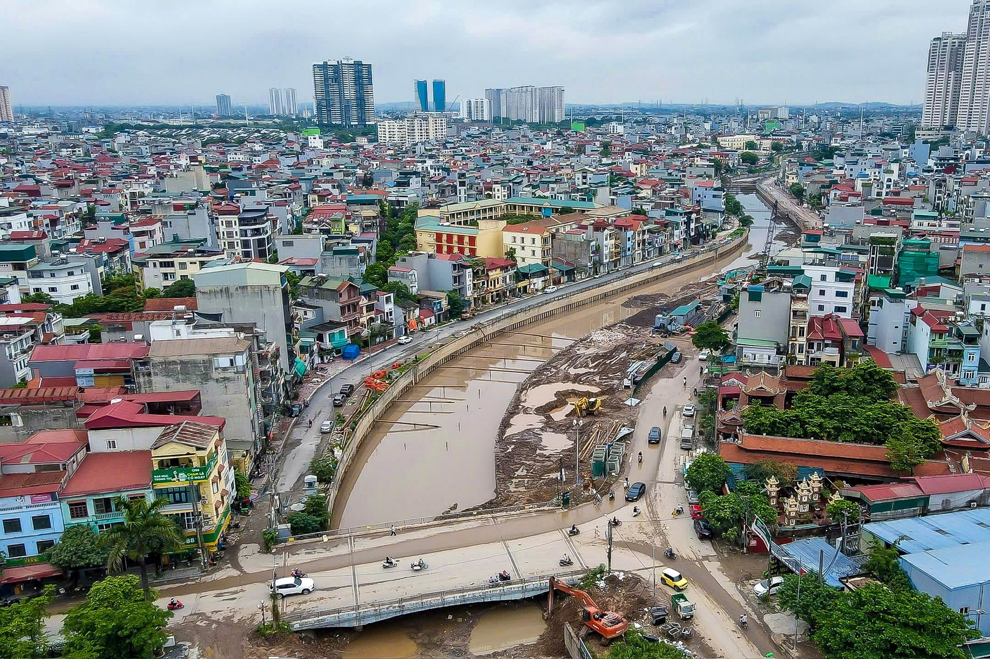 Kênh La Khê tăng tốc hoàn thiện, kỳ vọng nâng cao năng lực chống ngập phía Tây Hà Nội- Ảnh 8.