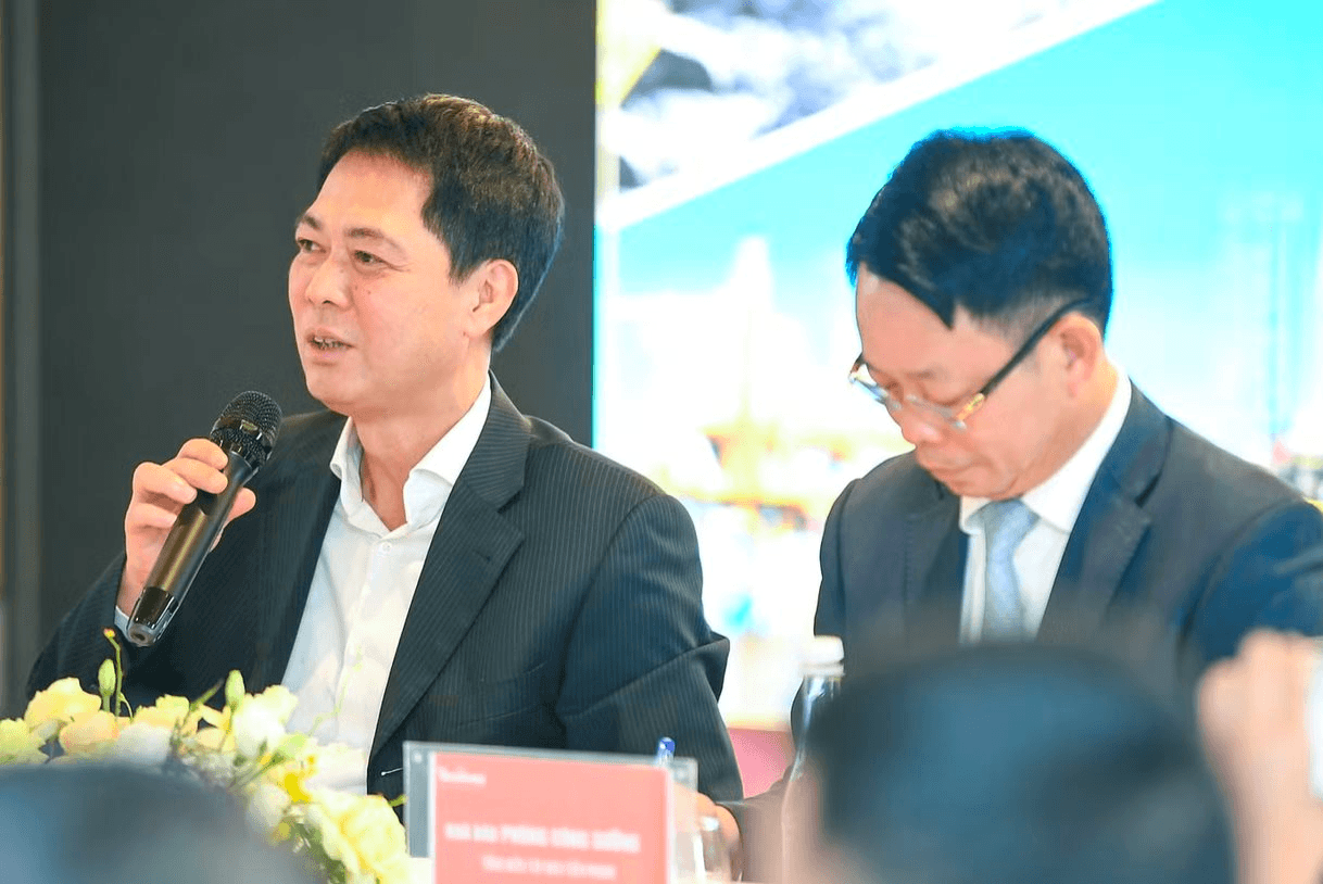 Giao vốn nhưng không cho quyền kinh doanh: "Nghịch lý" cản bước tiến tiến trình tái cơ cấu DNNN- Ảnh 4. Giao vốn nhưng không cho quyền kinh doanh: "Nghịch lý" cản bước tiến tiến trình tái cơ cấu DNNN- Ảnh 4.