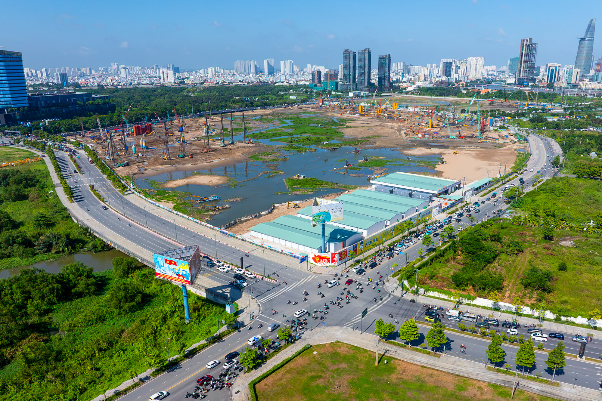 Ngắm rừng cần cẩu phủ kín chân trời ở tổ hợp trung tâm hành chính gần 30.000 tỷ của TP.HCM - Ảnh 4.